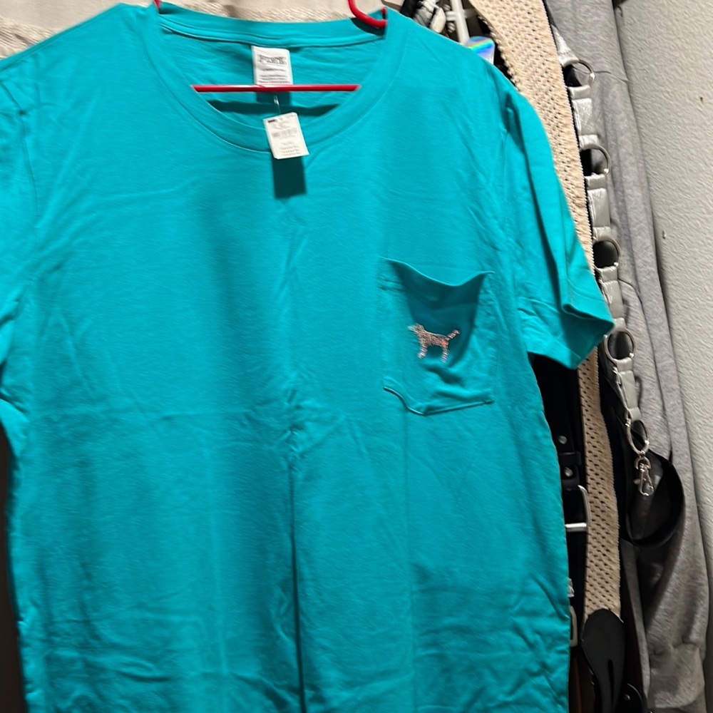 VS T-shirt